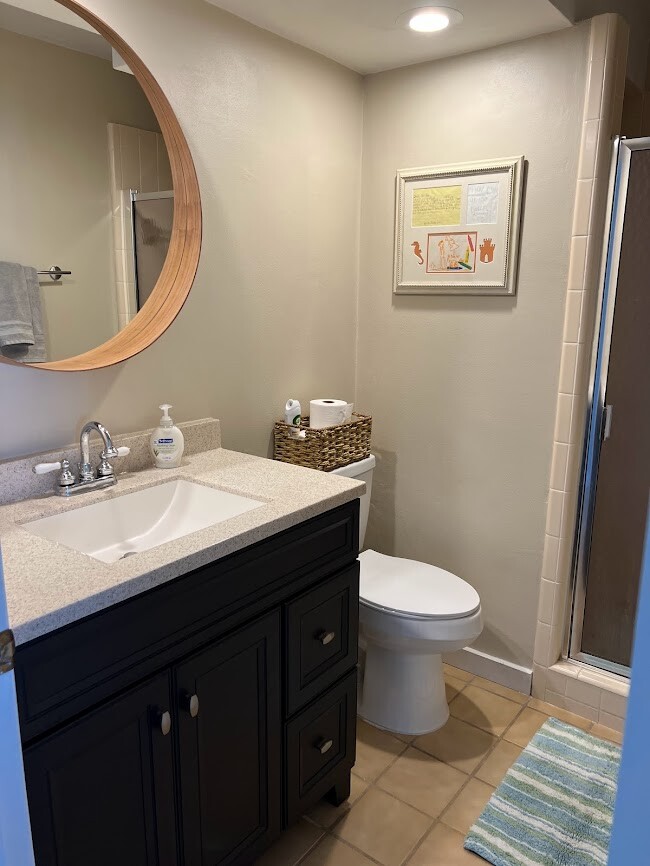 Master bathroom - 19450 Gulf Blvd