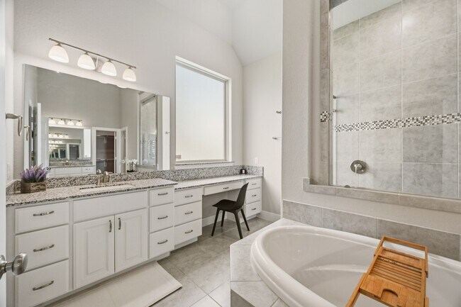 Building Photo - 2714 Coastal Trl