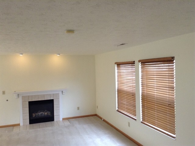 Building Photo - 7474 Heaton Cir