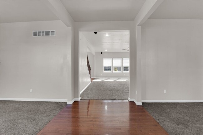Building Photo - 51 Fountainview Dr