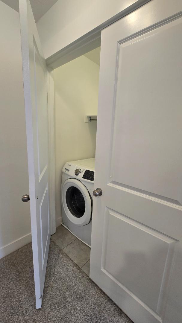 Building Photo - 12977 S Oberon Ln