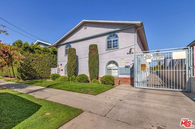 Building Photo - 6616 Sylmar Ave