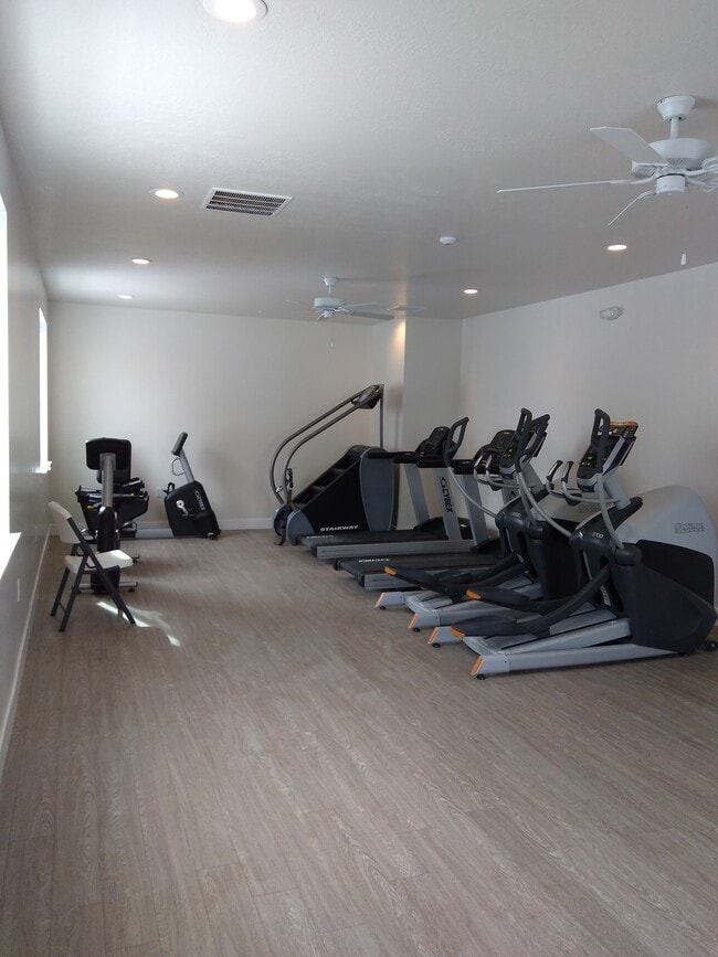 Building Photo - 14576 S Quiet Shade Drive