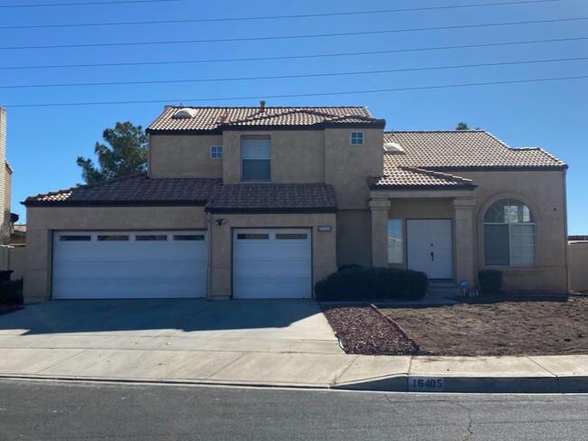 Primary Photo - 5 Bedroom 3.5 Bathroom home in Victorville!!