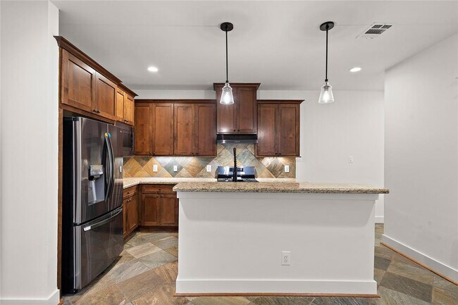 Building Photo - 4408 Dickson St