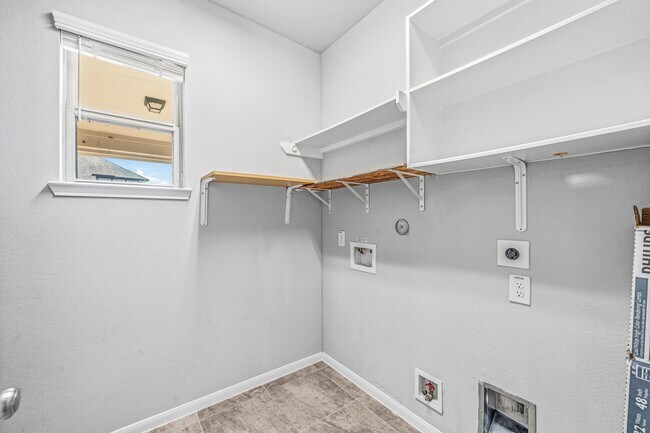 Building Photo - 20427 Alpine Meadow Pl