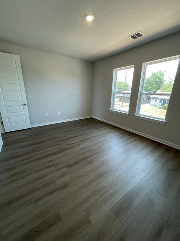 Building Photo - 4701 Wally Ave