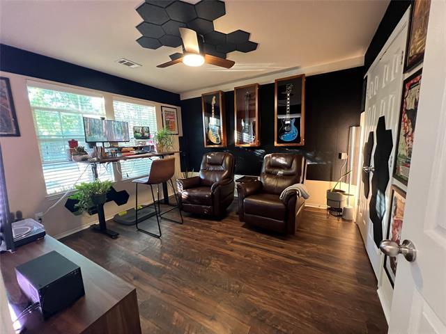 Building Photo - 12946 Adela Dr