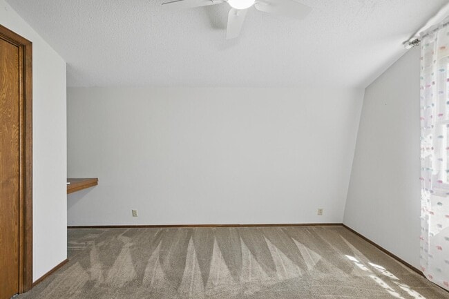 Building Photo - 1306 Marion Dr