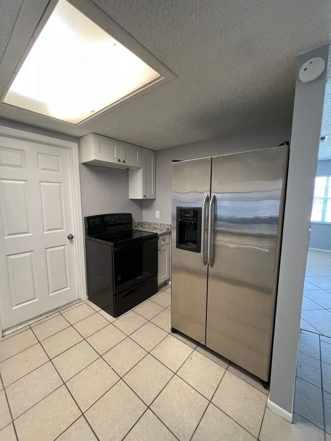 Building Photo - Updated 2/1 Home Coming Soon!