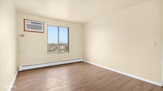 Building Photo - 201 S Gregory St