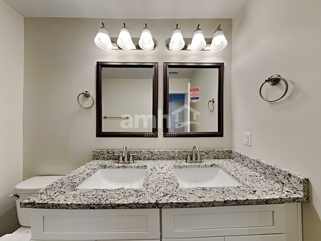 Building Photo - 7039 Berkswell Dr