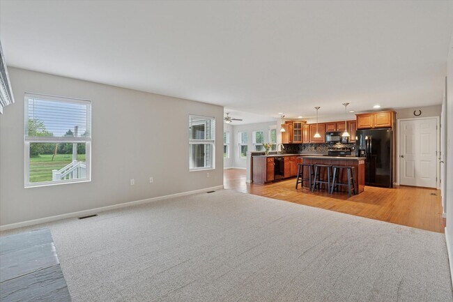 Building Photo - Spacious Single-Family Home On Over A 1/2 ...