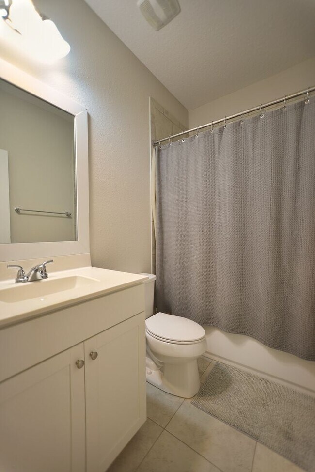 Building Photo - Beautiful Pond-Front Home Near Amelia Concourse