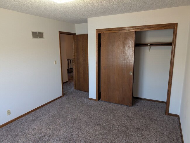 Building Photo - 2216 Mirwyn Ct