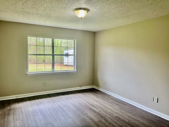 Building Photo - Mathis Drive #304 &amp; 306