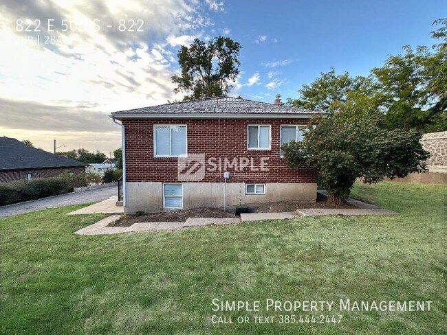 Building Photo - 822 500 S