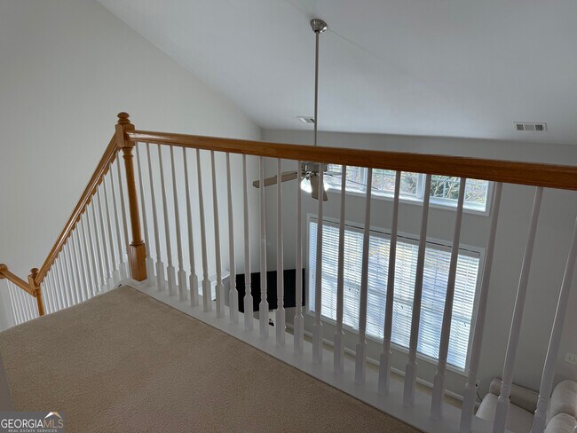 Building Photo - 380 Vine Mountain Way