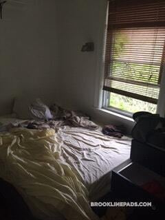 Building Photo - 785 Washington St