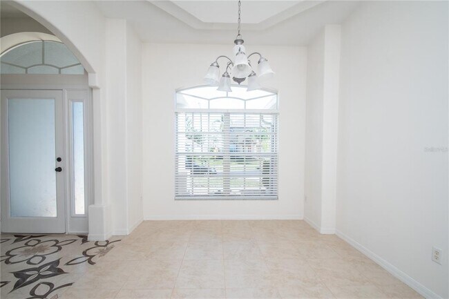 Building Photo - 14780 Edgemere Dr
