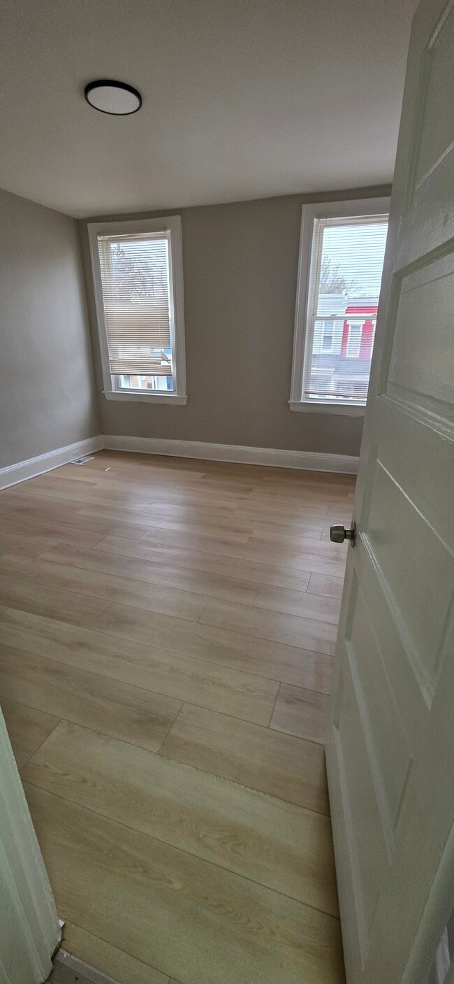 Building Photo - 5236 St Charles Ave