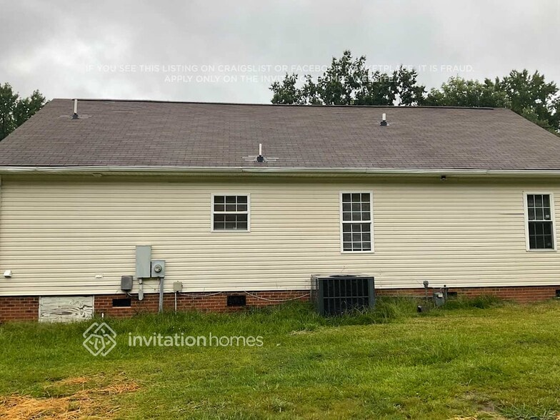 Building Photo - 5217 Milhaven Ln