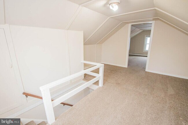 Building Photo - 1226 Pemberton Dr
