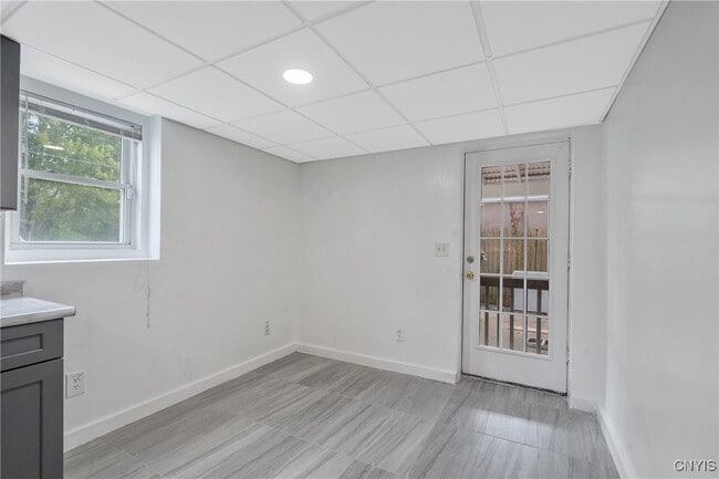 Building Photo - 3354 Hayes Rd