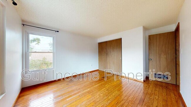 Building Photo - 5349 Ashton Rd