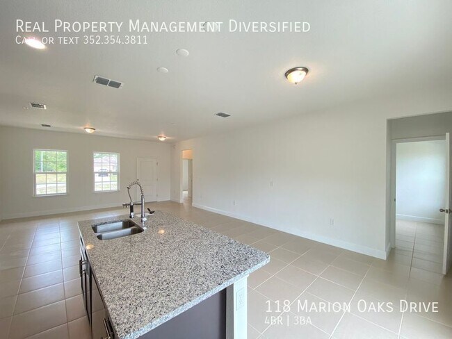 Building Photo - 118 Marion Oaks Dr
