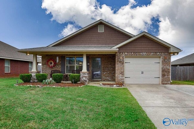 Primary Photo - 172 Fields Pond Dr