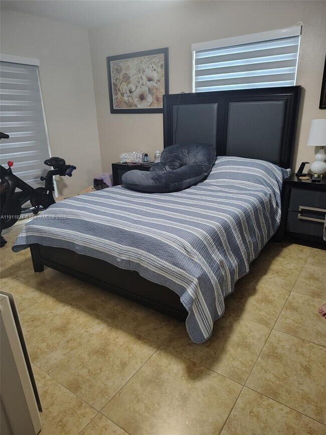 Building Photo - 10358 NW 128th Terrace