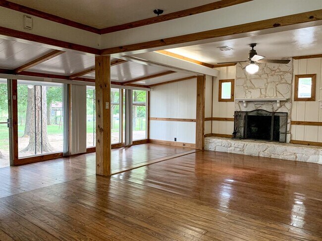 Building Photo - 1510 Piedmont