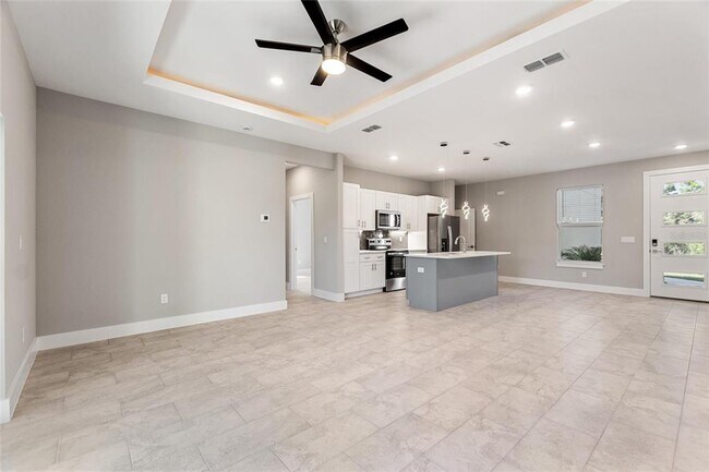 Building Photo - 5652 Bannock Cir