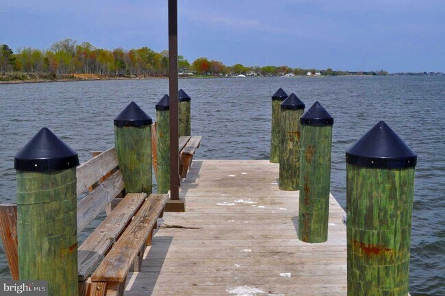 Building Photo - 170 Harrier Wy