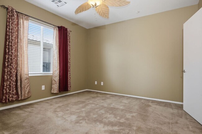 Building Photo - 6655 Flaminian Ln