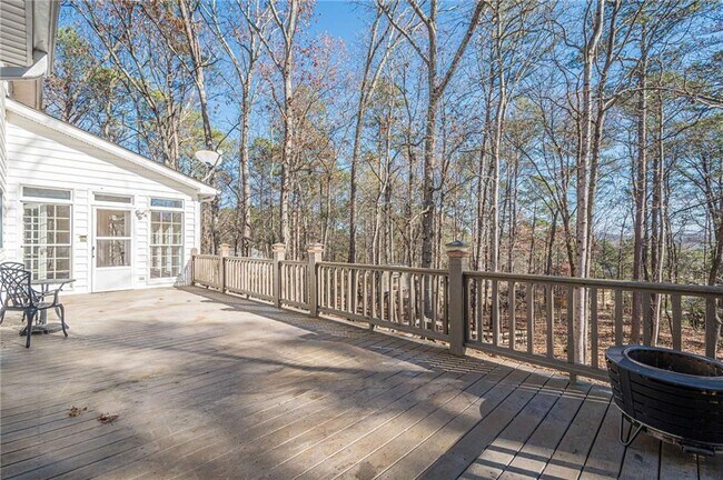 Building Photo - 34 Johnston Row NW