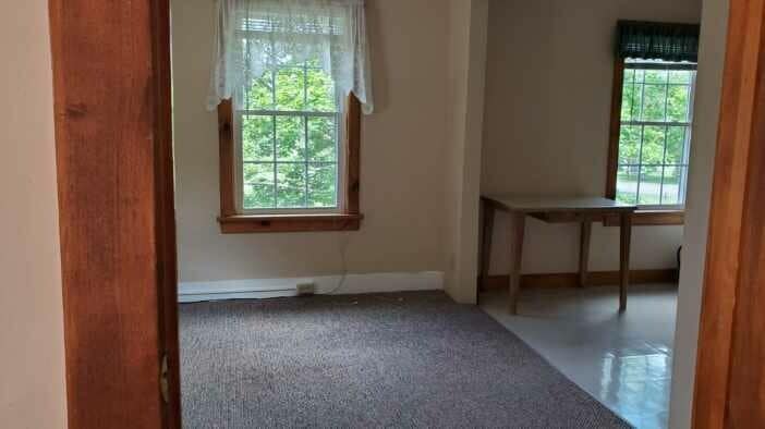 Building Photo - 122 Curtis Ave