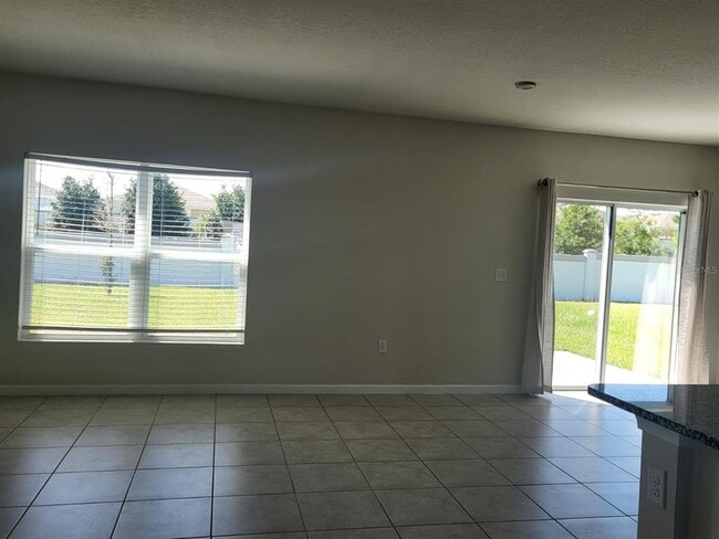 Building Photo - 1546 Finnigan Cir