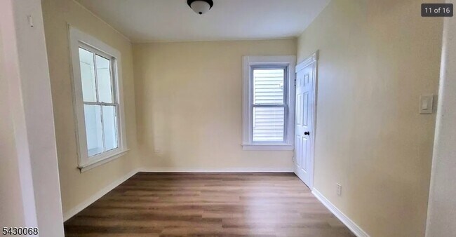 Building Photo - 173 Belleville Ave