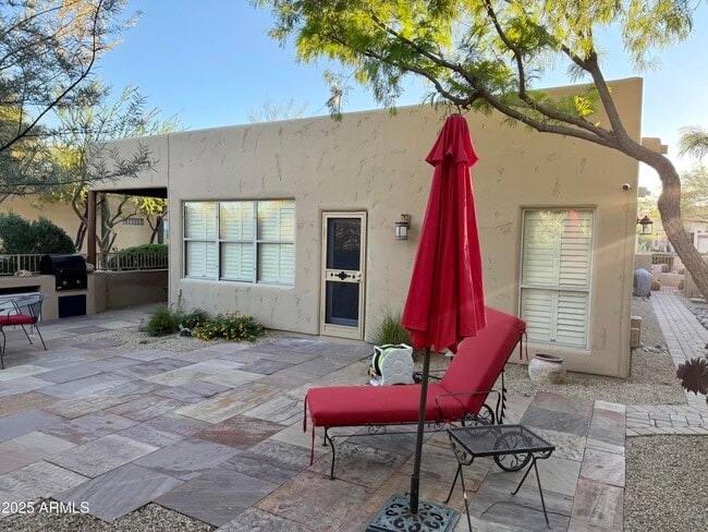 Building Photo - 6020 E Rancho Manana Blvd