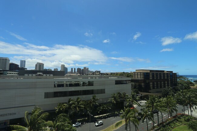 Building Photo - Hawaiki Tower - 2 bedroom, 2 bath with 2 c...