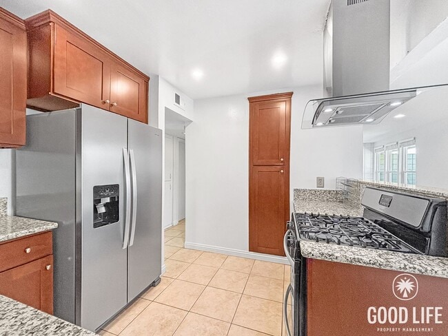 Building Photo - Charming 2BD/2BA Condo in El Cajon W/ A/C, W/D, Front/Back Patio, & Community Pool!