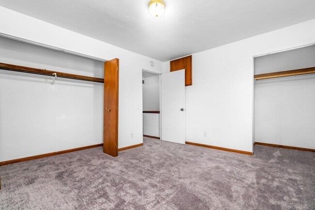 Building Photo - 4321 Britta Dr, Unit 1
