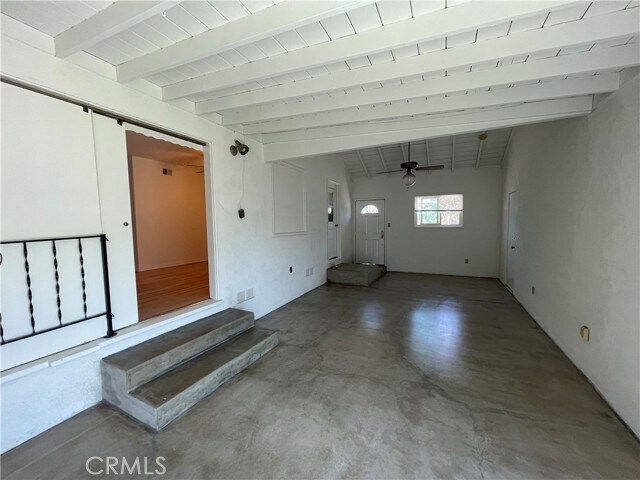 Building Photo - 1440 E Rose Ave
