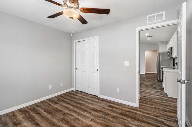 Building Photo - $500 OFF 1st Month's Rent! NEW constructio...