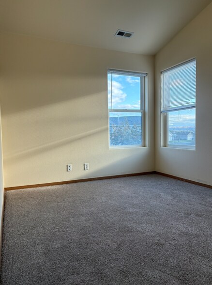 Building Photo - 6305 Chapel Hill Blvd