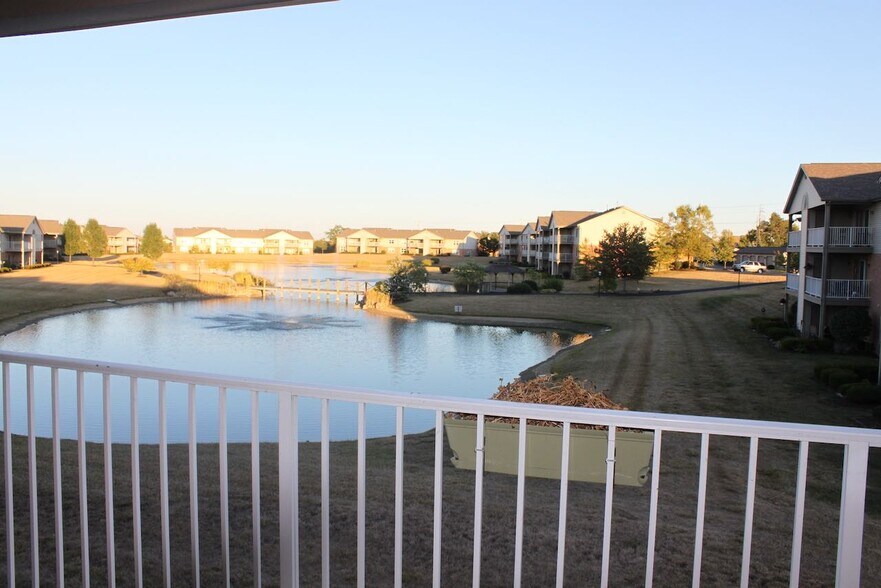 Lake view from covered deck - 5628 Harbourwatch Way