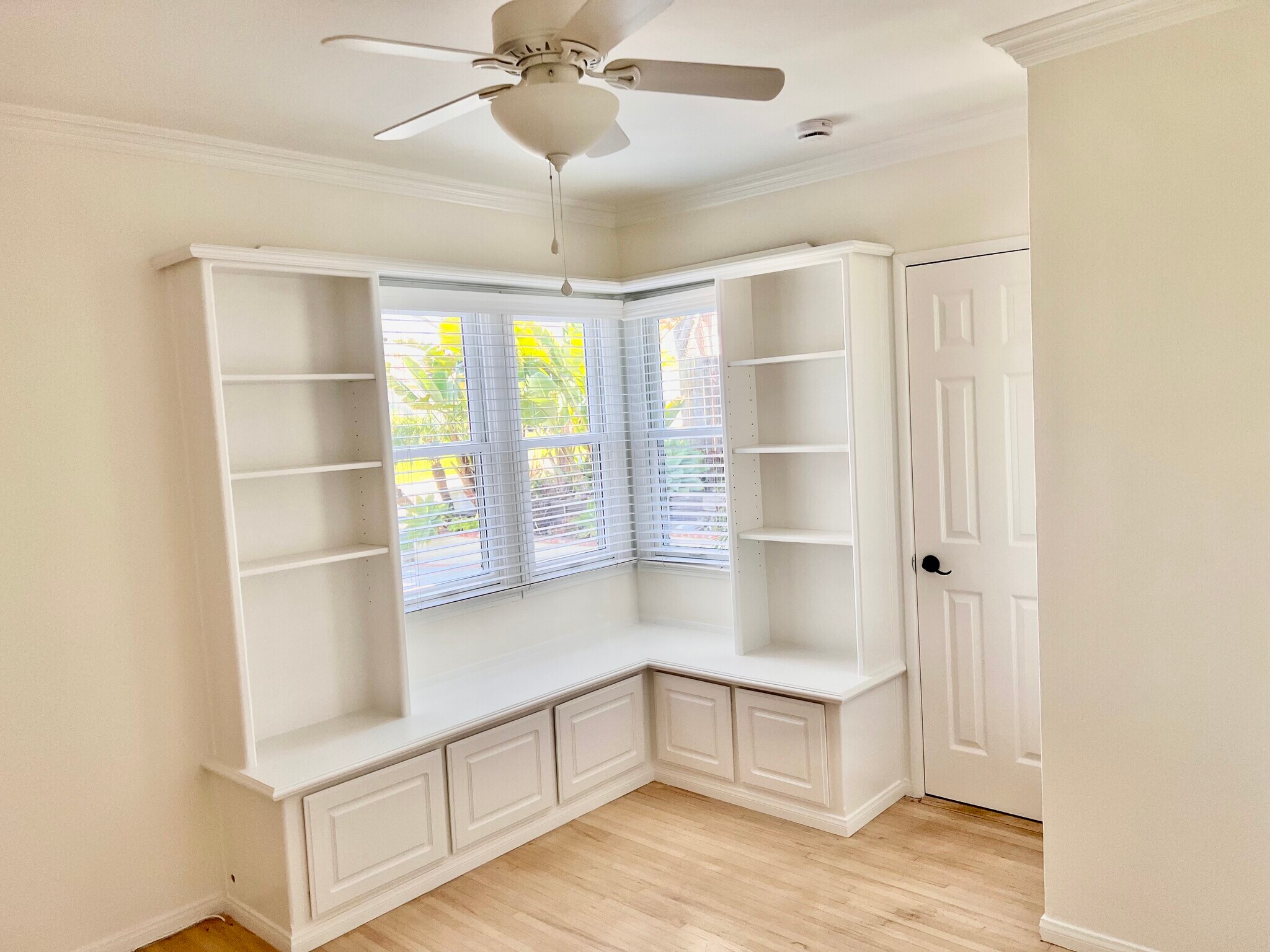 Building Photo - 5518 Riviera Way