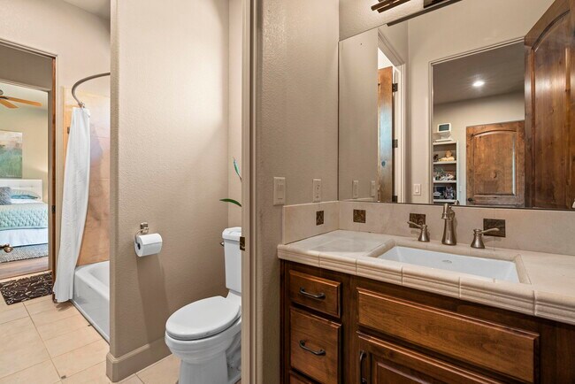 Building Photo - 14255 Sorrel Ln